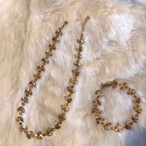 Amber colored oval shaped rhinestone elegant necklace w matching bracelet